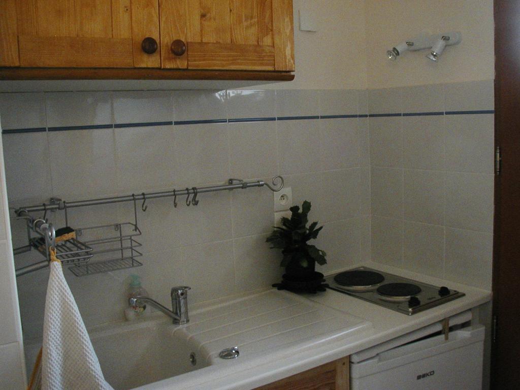 La Parenthese Appartement Sommières Kamer foto
