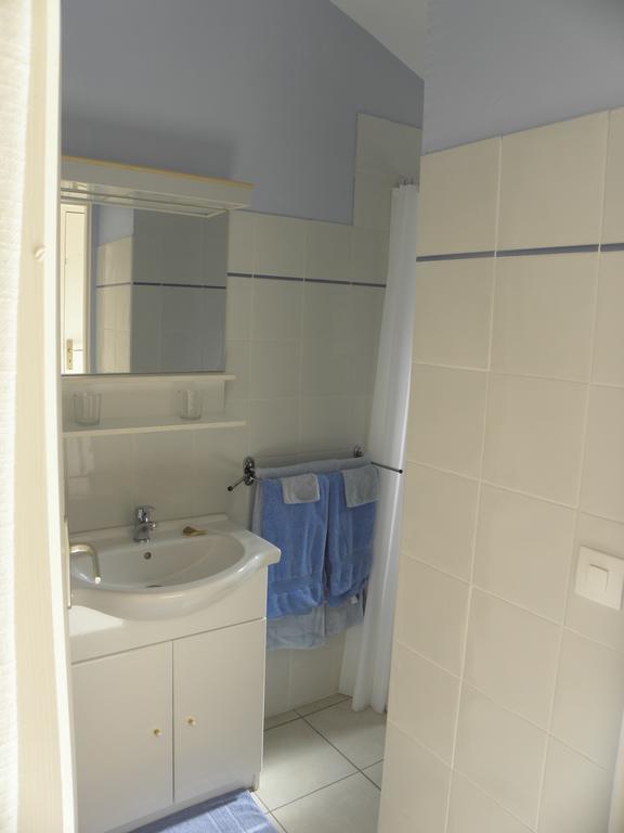 La Parenthese Appartement Sommières Kamer foto